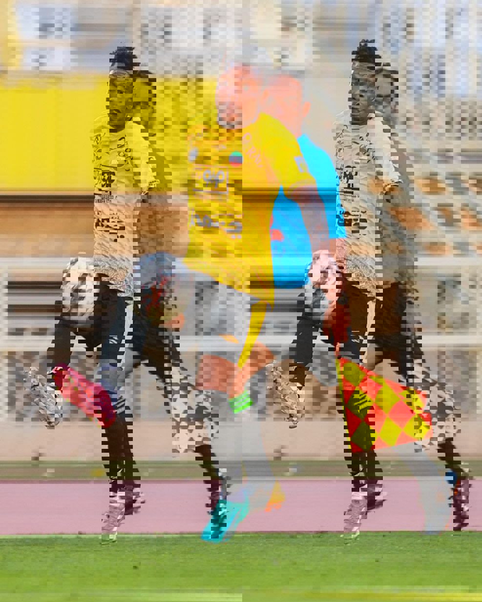 2005604