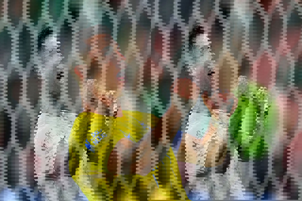 2005684