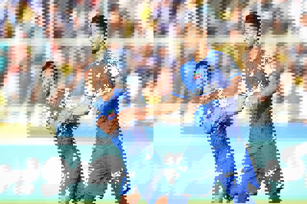 2005803