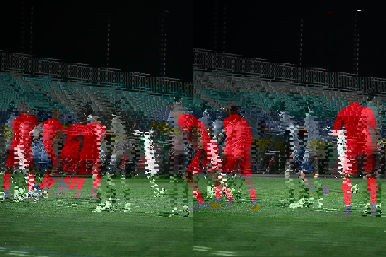 2005876