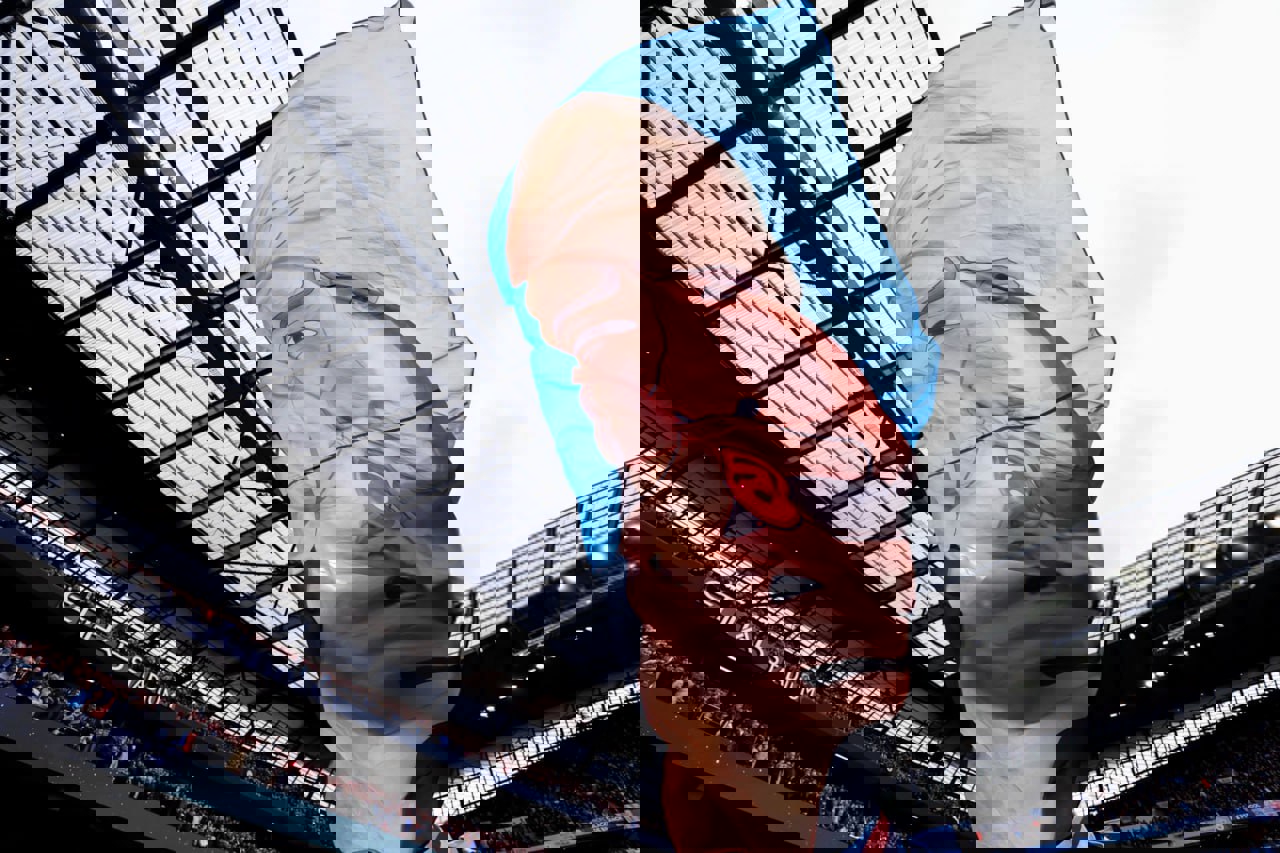 2005887