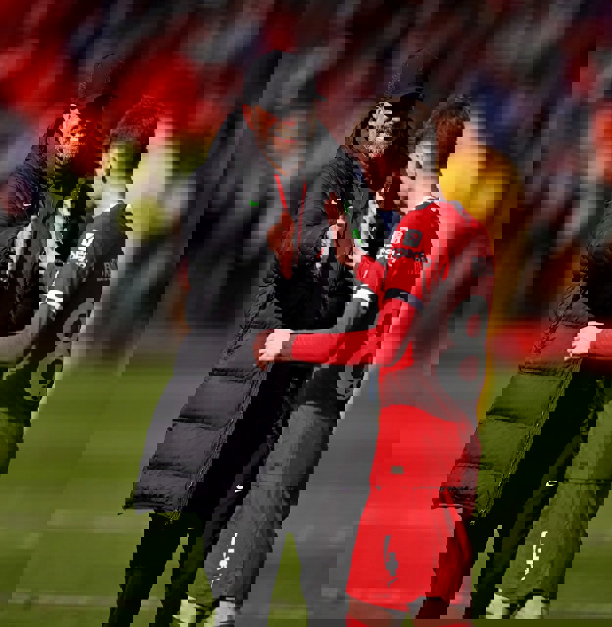 2005862