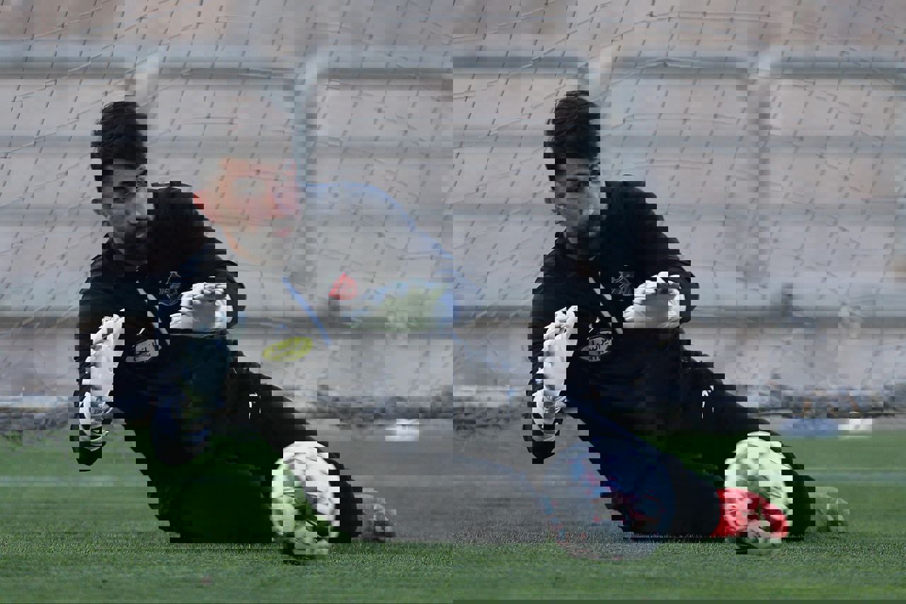 2005943