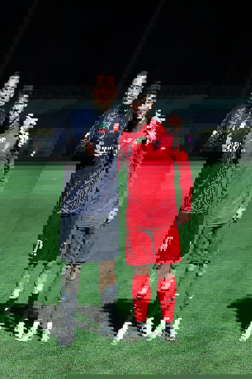 2005967