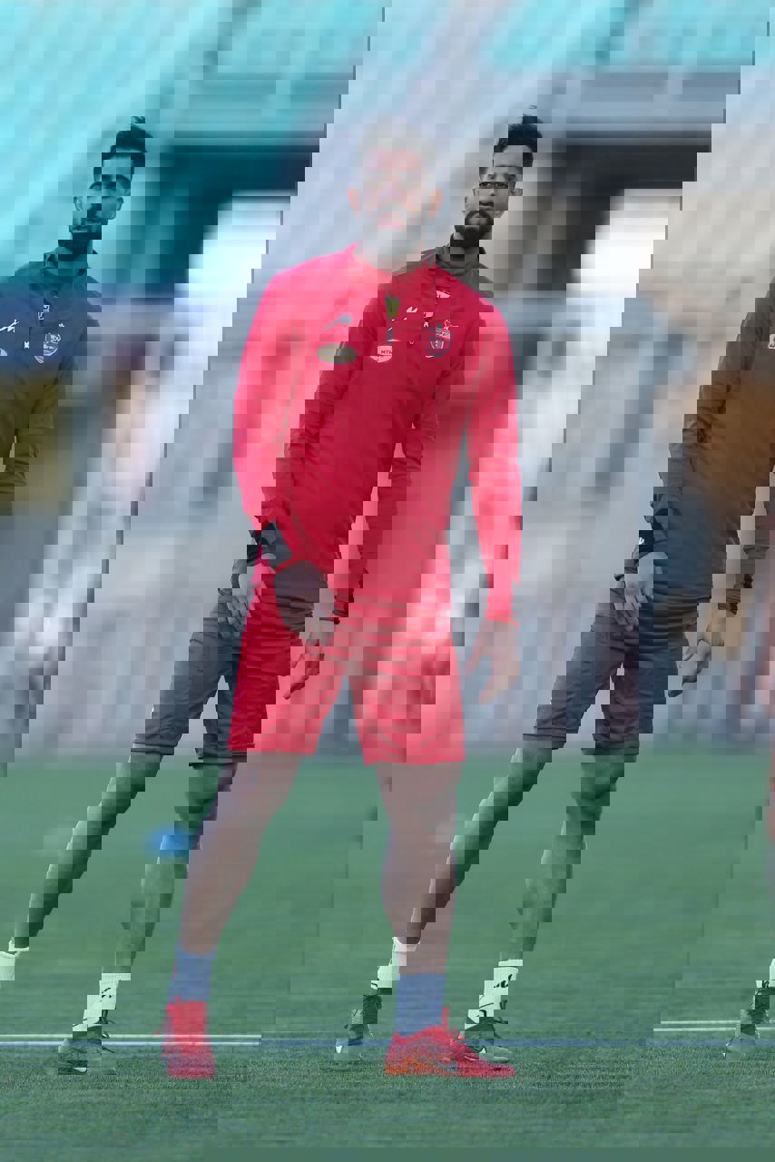 2005945