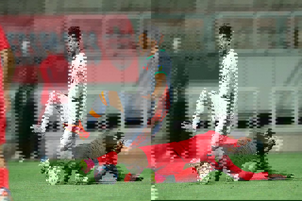 2005976