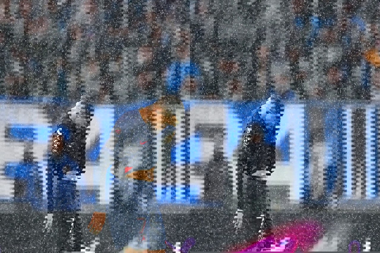2005949
