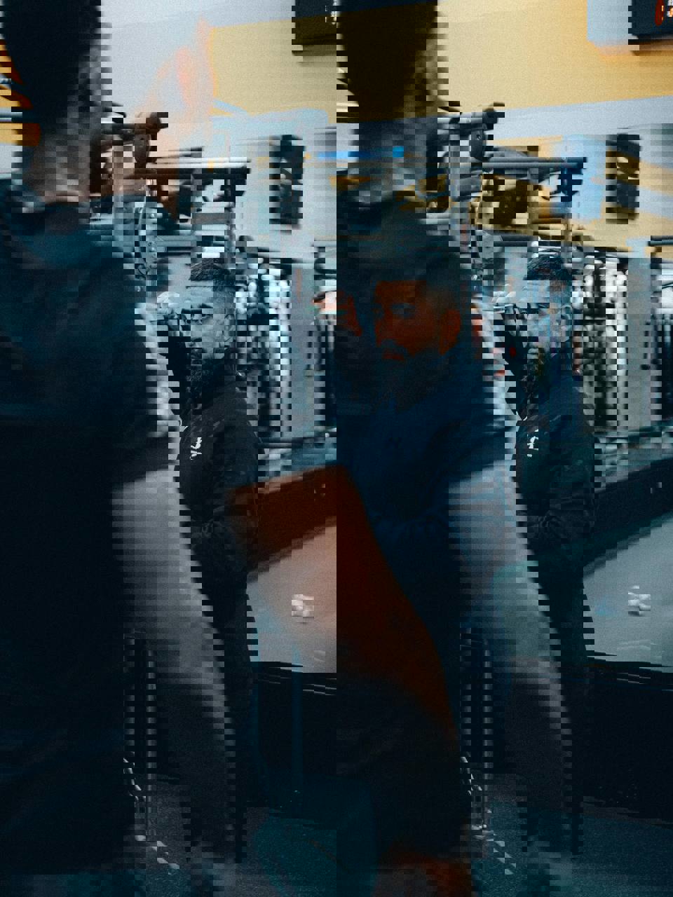2006129