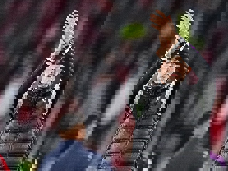 2006223
