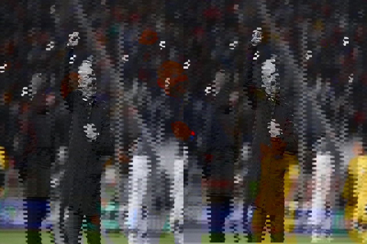 2006243
