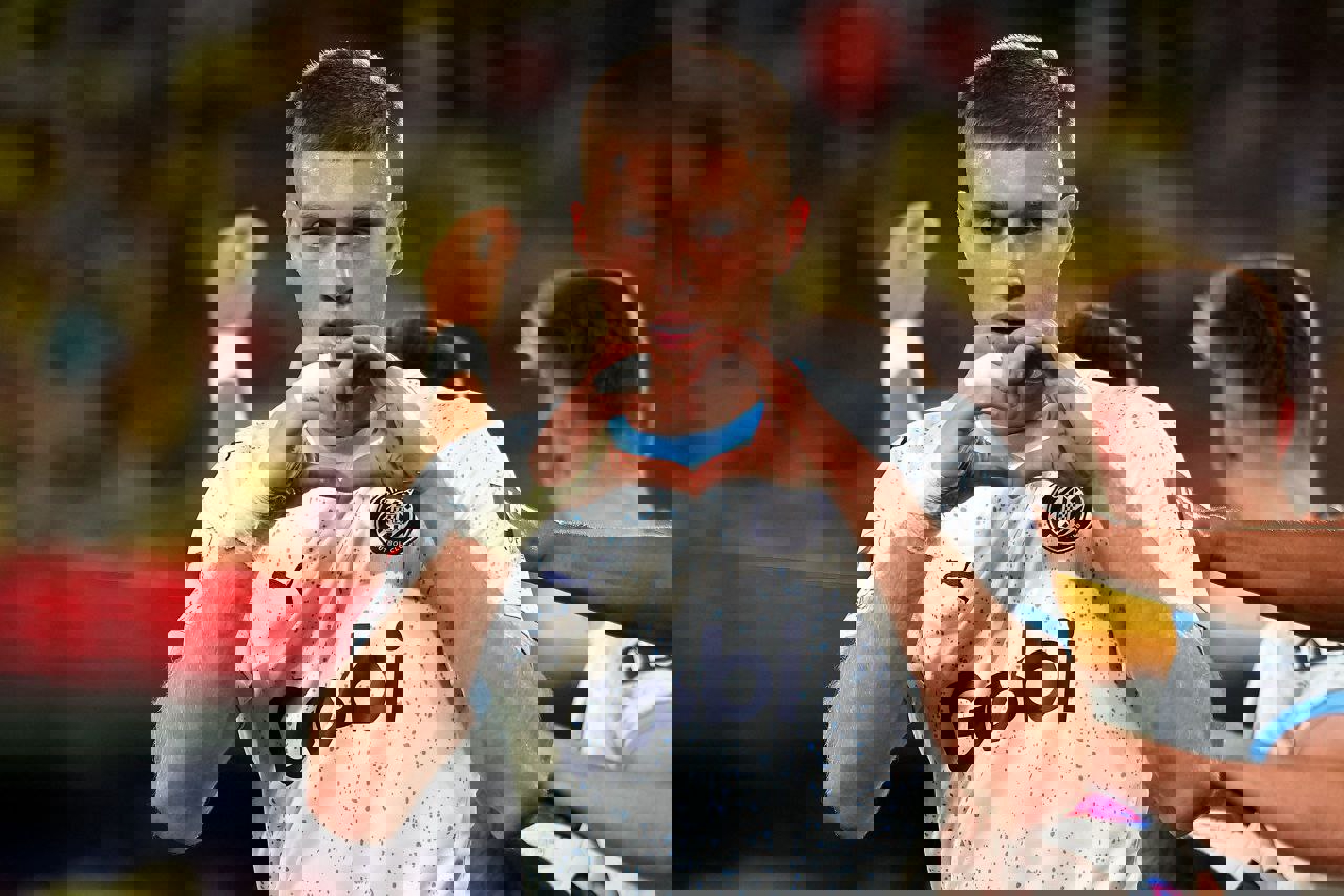 2006296