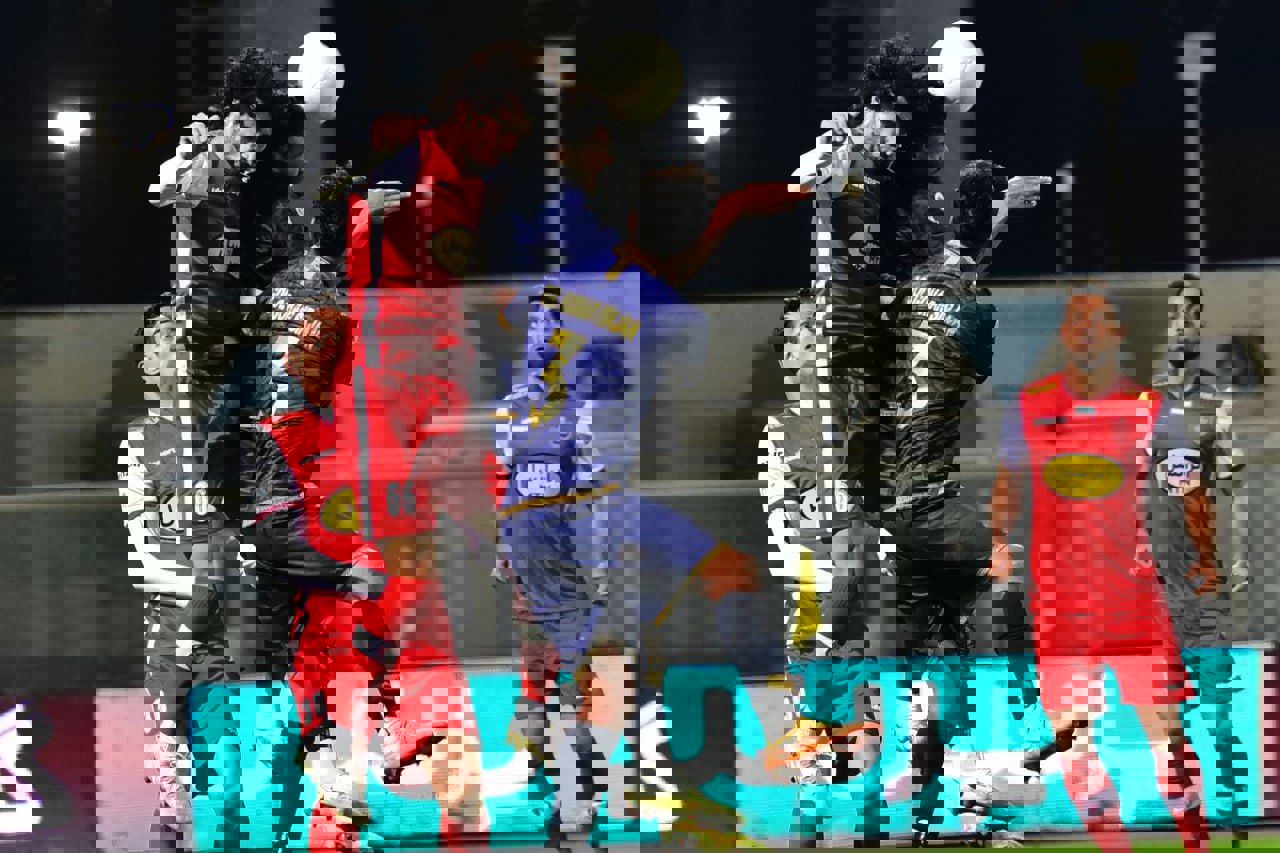 2006372