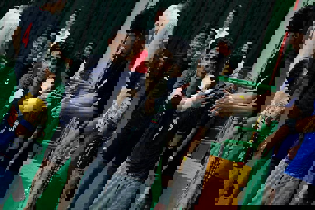 2006387