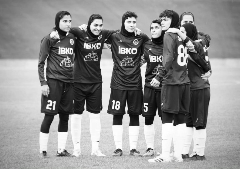 خاتون بم، قهرمان زیبای فوتبال زنان ایران