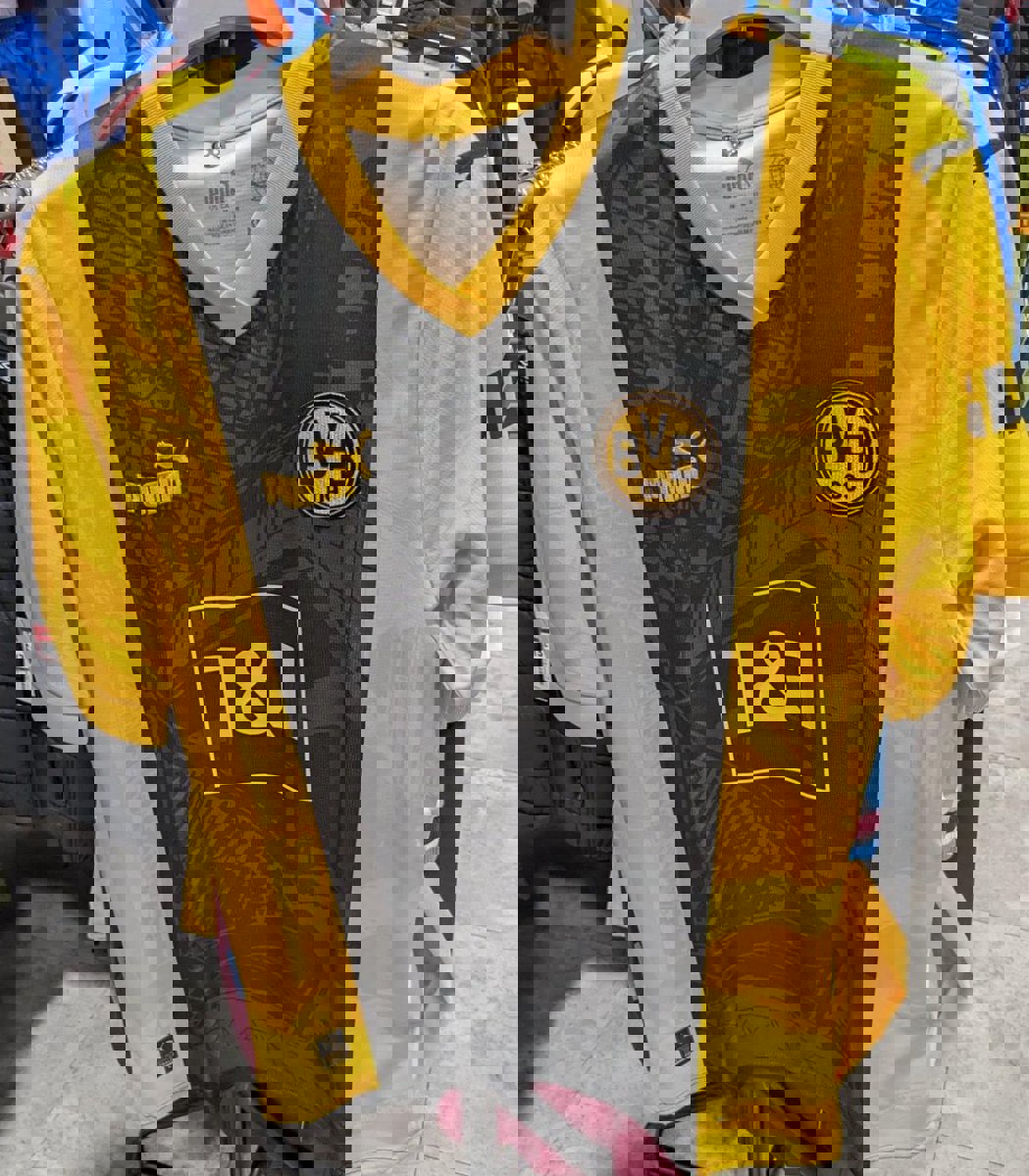 2006418