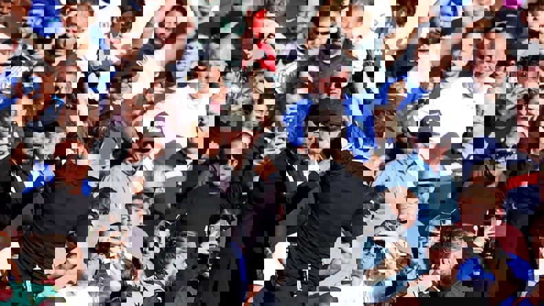 2006718
