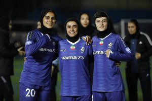 ذوق دختران تهرانی از توقف متمول‌ترین تیم لیگ 