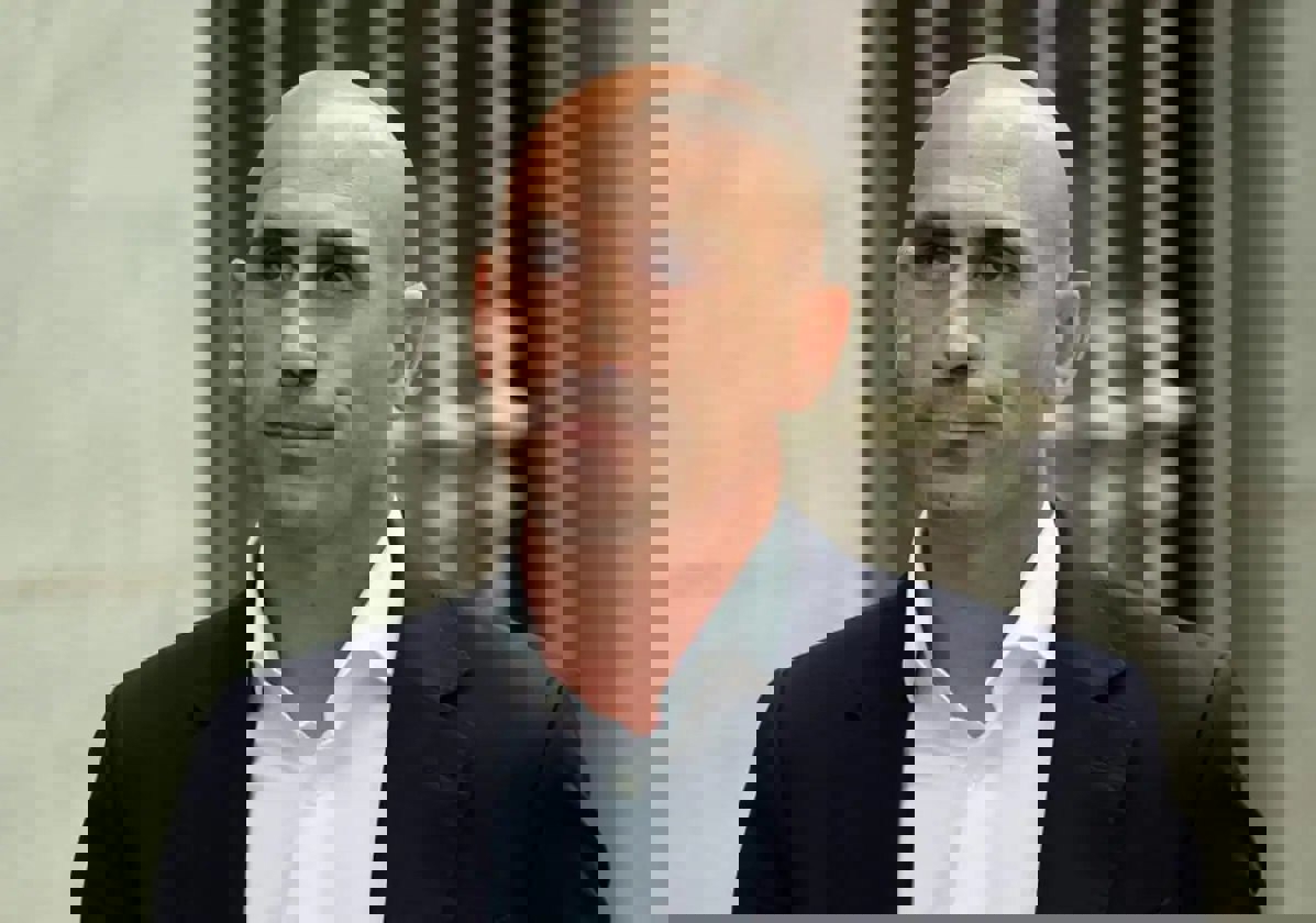 بشتابید: استیکر روبیالس با مو 120 میلیون! (عکس)‏