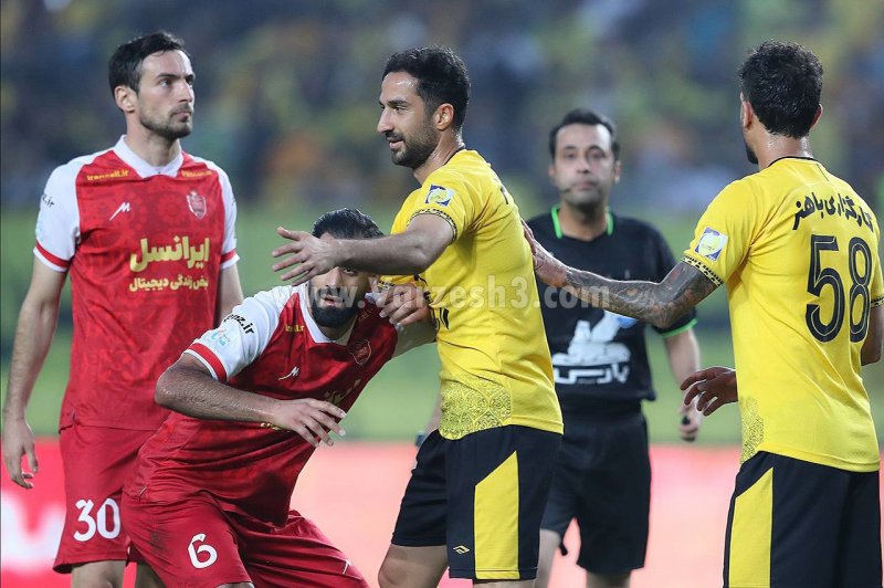 آشنایی با قاضی دیدار حساس گل‌گهر و پرسپولیس 