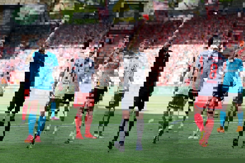 2007864