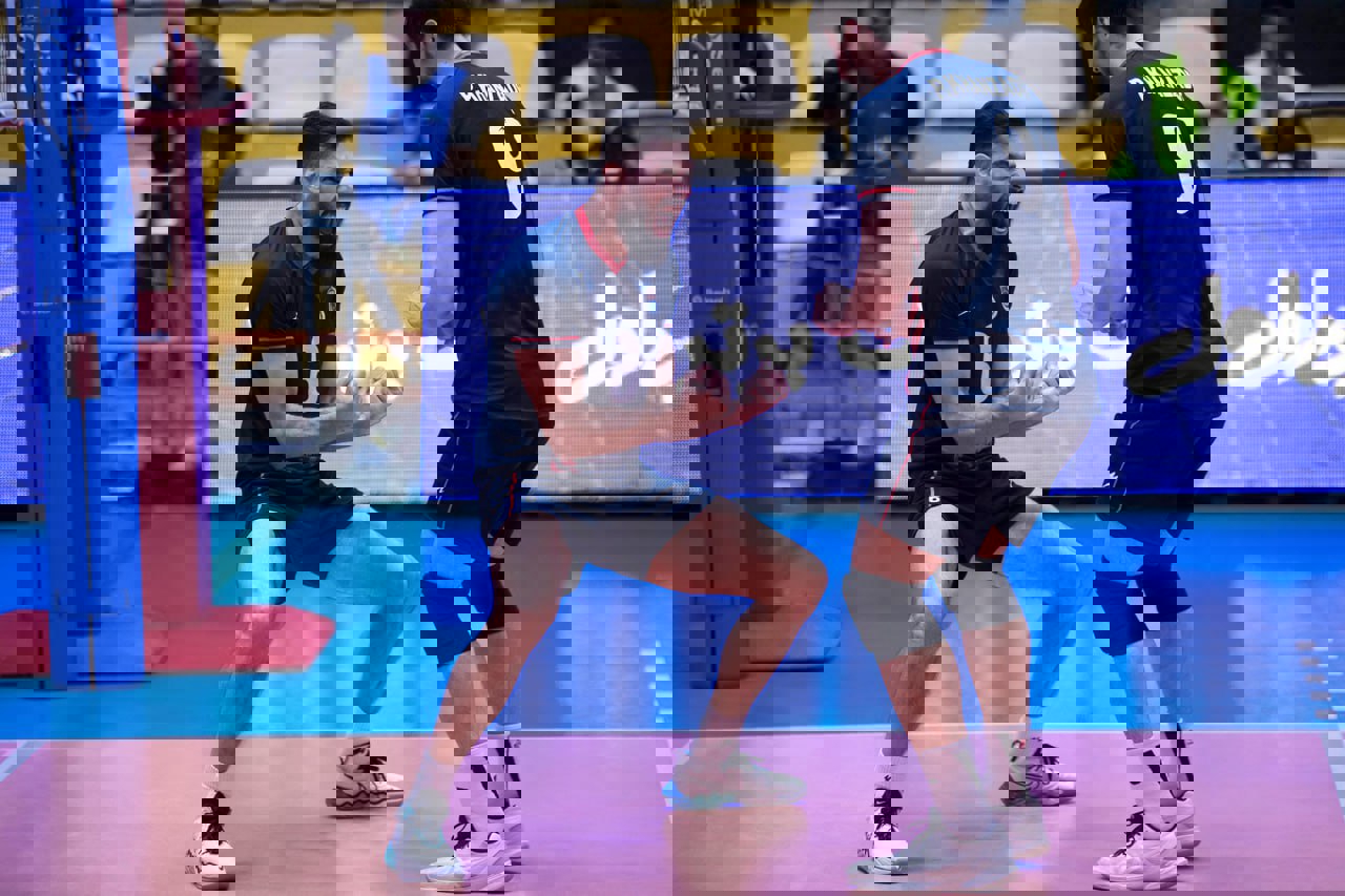 2007953