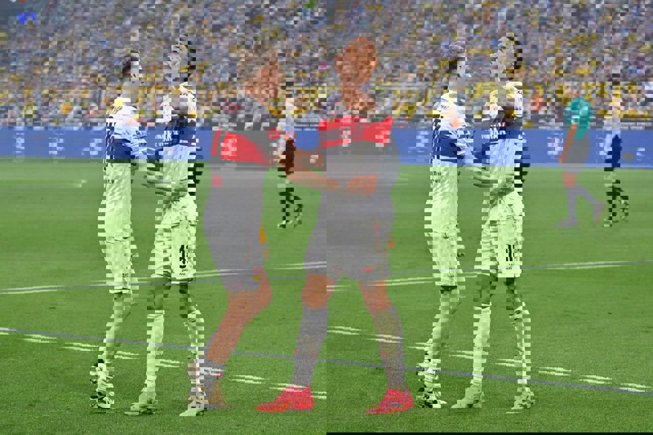2007958