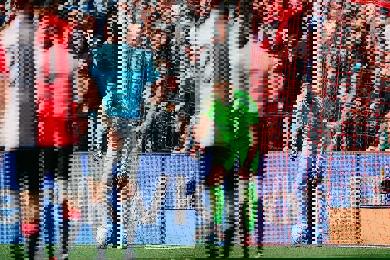 2008299