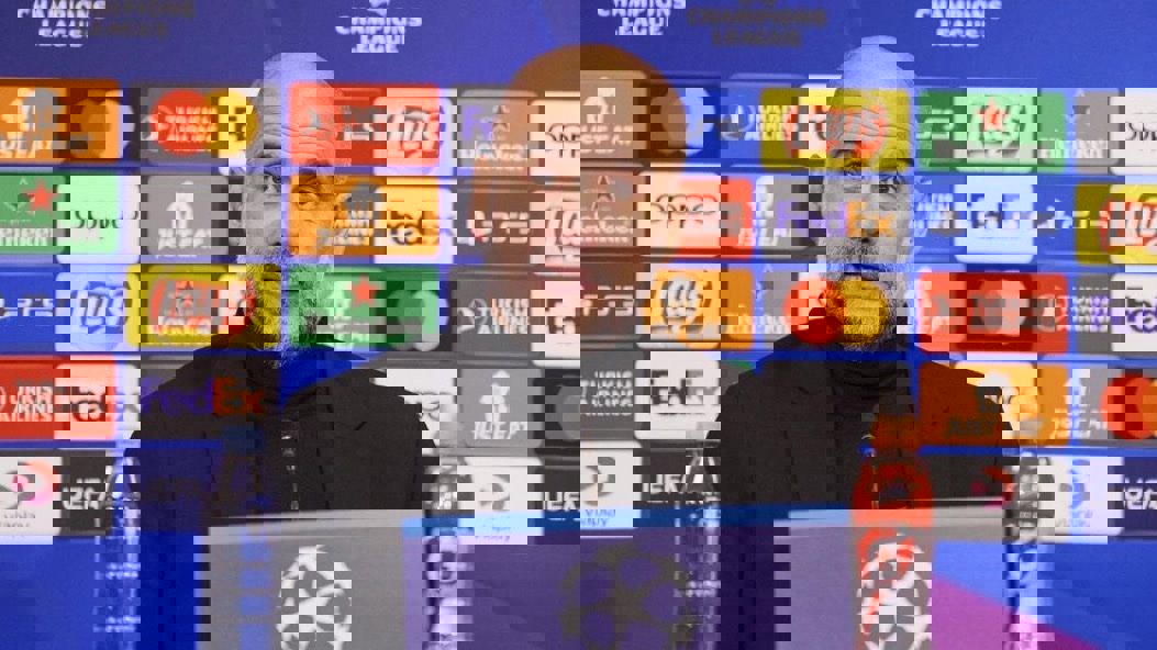 2008742