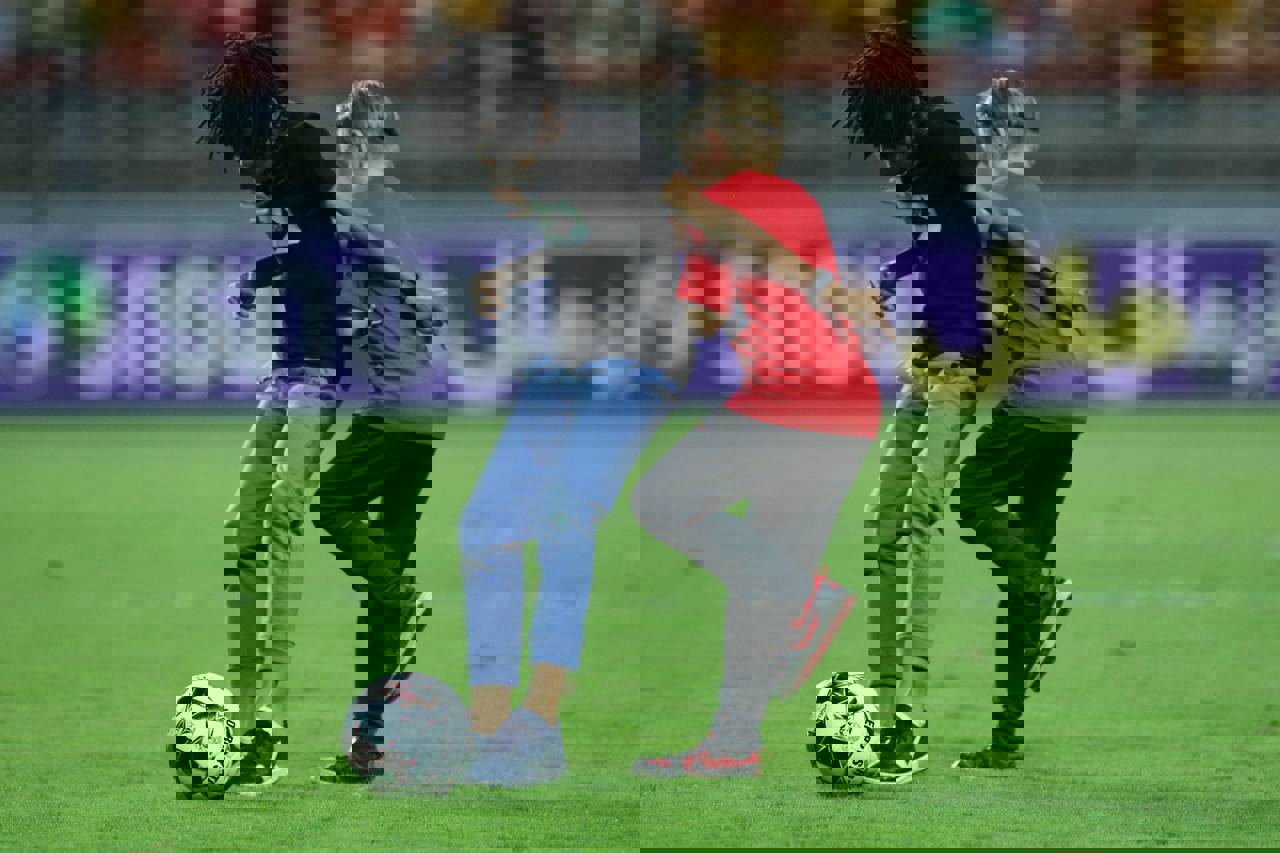 2008832