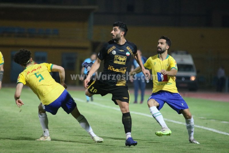 دستورات تاکتیکی خاص برای چپ‌پای سپاهان