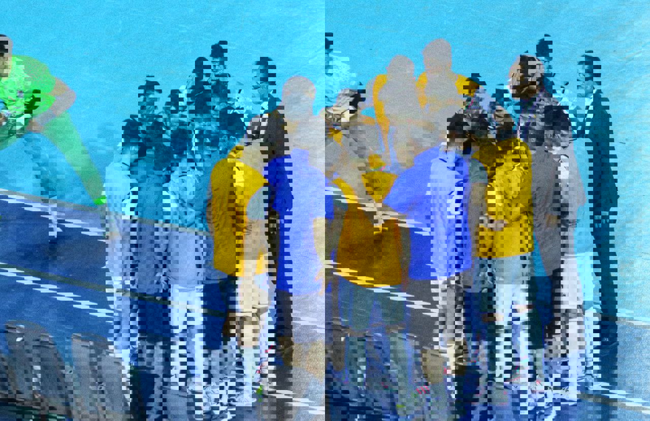 2008842