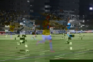 پیروز قربانی، آقای گل سابق را از دست داد!