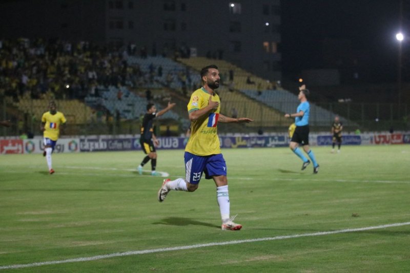 پیروز قربانی، آقای گل سابق را از دست داد!