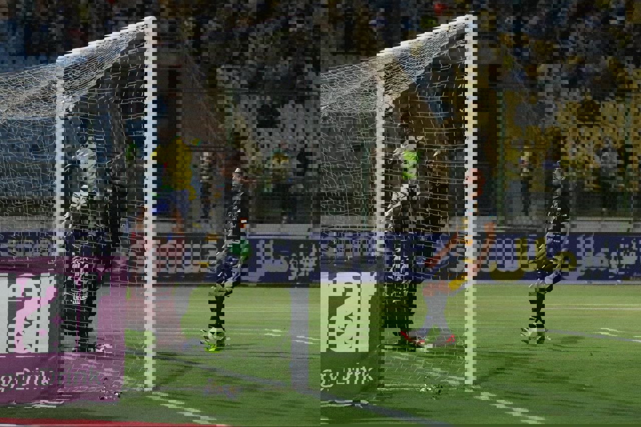 2008960