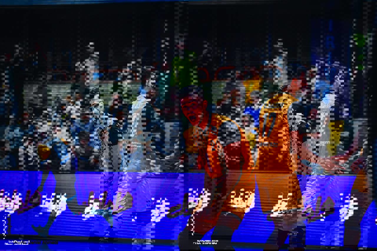 2008940