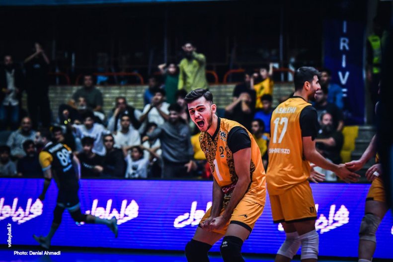 به خاطر سعید معروف والیبالیست شدم؛/ پدیده والیبال ایران: سردار آزمون عجب والیبالیستیه! 4