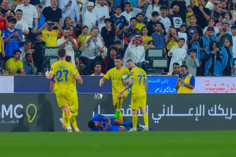 کنایه الهلال به رونالدو: او مثل جان سینا کشتی میگیرد!