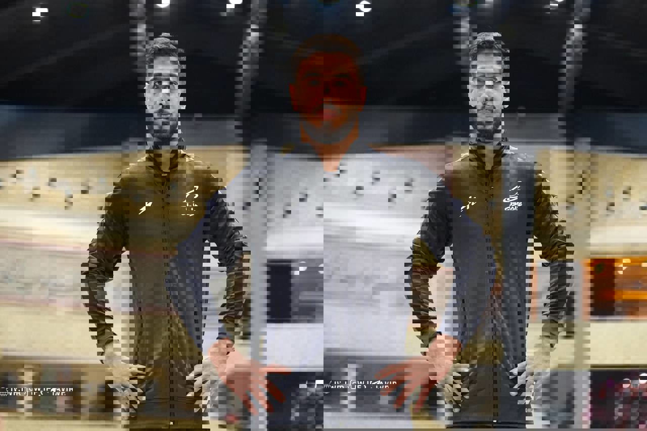 2009329