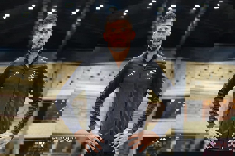 2009548