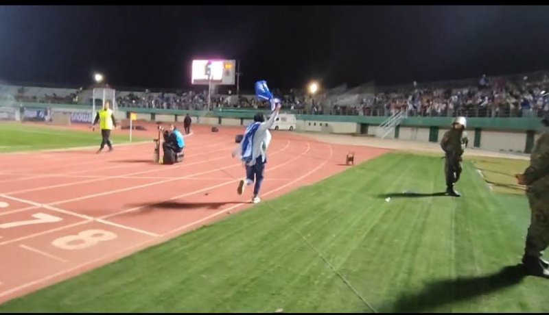 جیمیجامپ دختر پیراهن مرادمند را گرفت