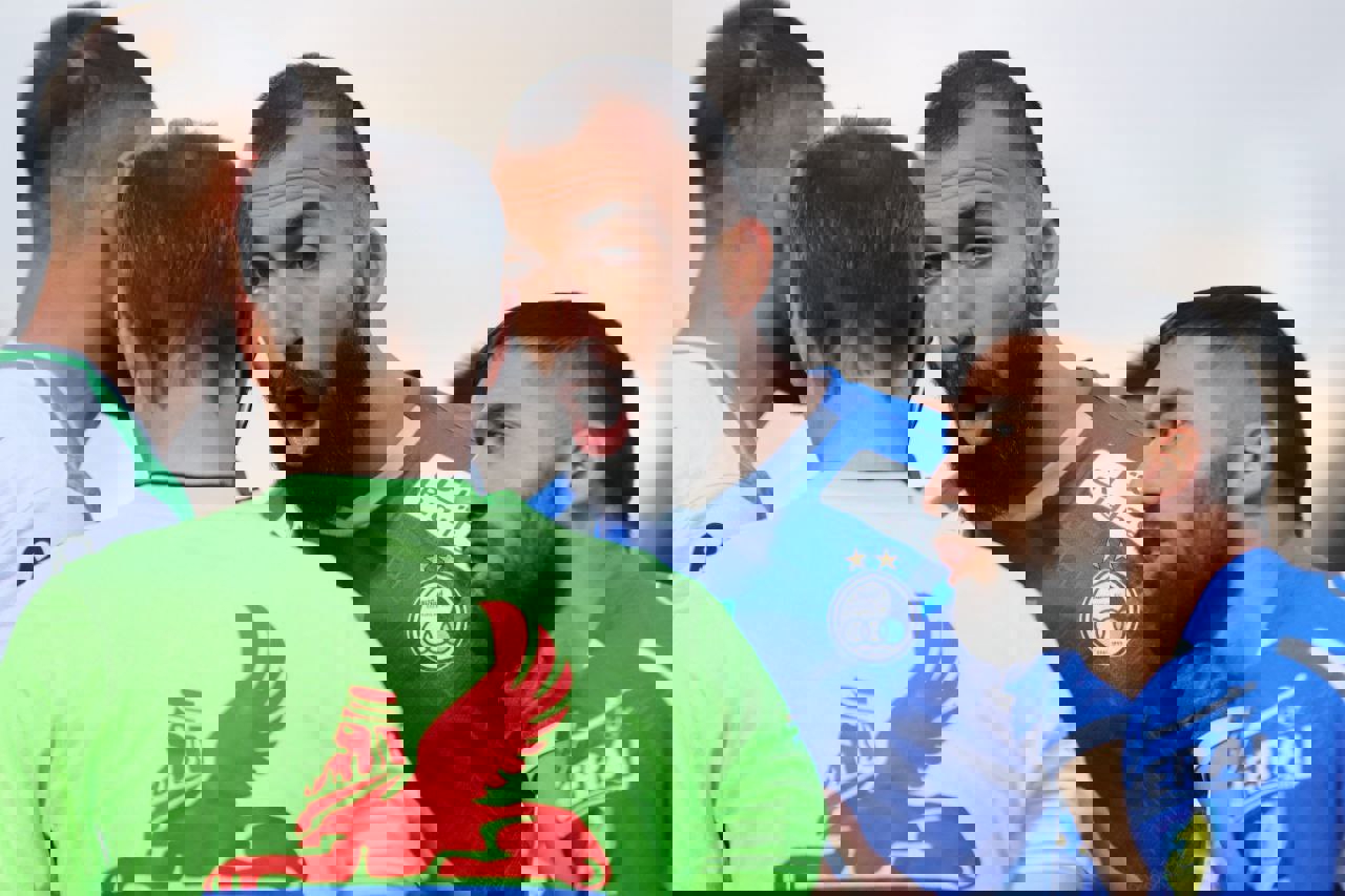 2010286