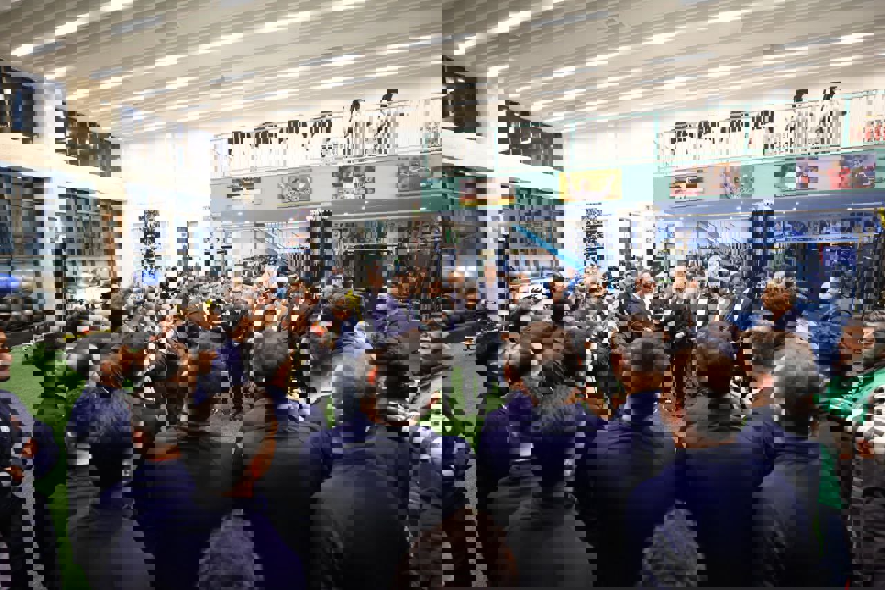 2010502