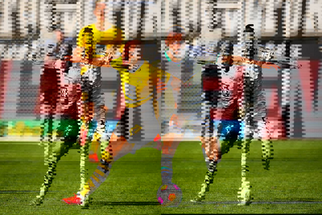 2010401