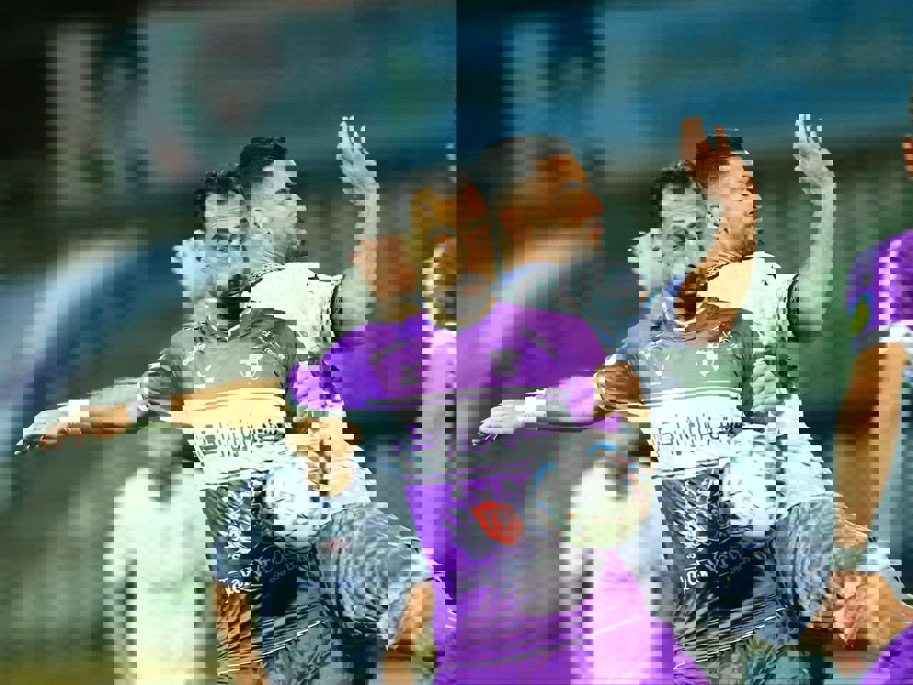 2010579