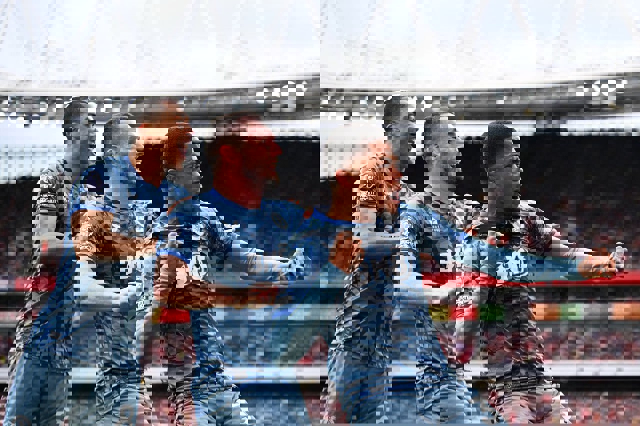 2010848