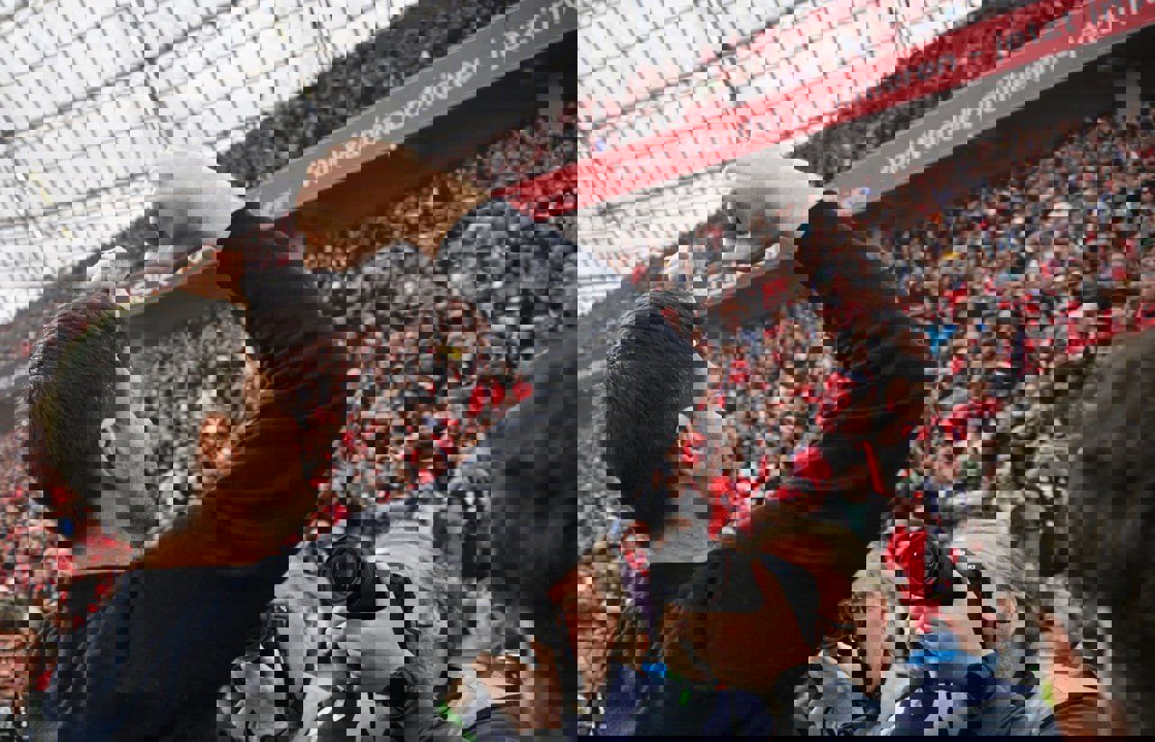 2010889