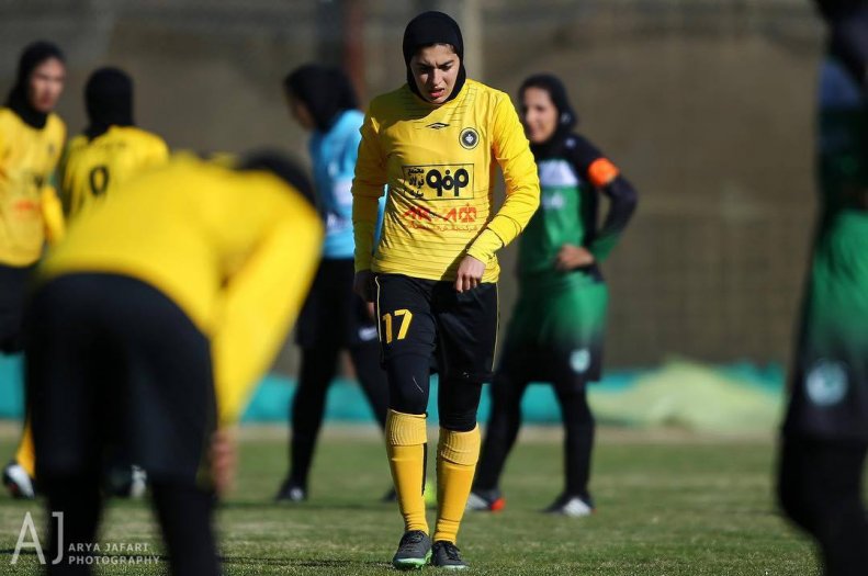 بعد از یک فصل هیجان‌انگیز و زیبا؛/ تیم منتخب فصل فوتبال زنان ایران را بشناسید 11