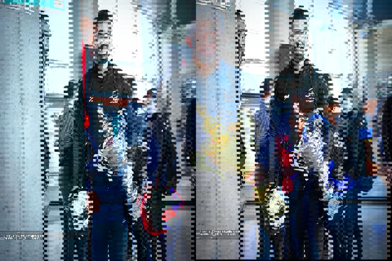 2011040