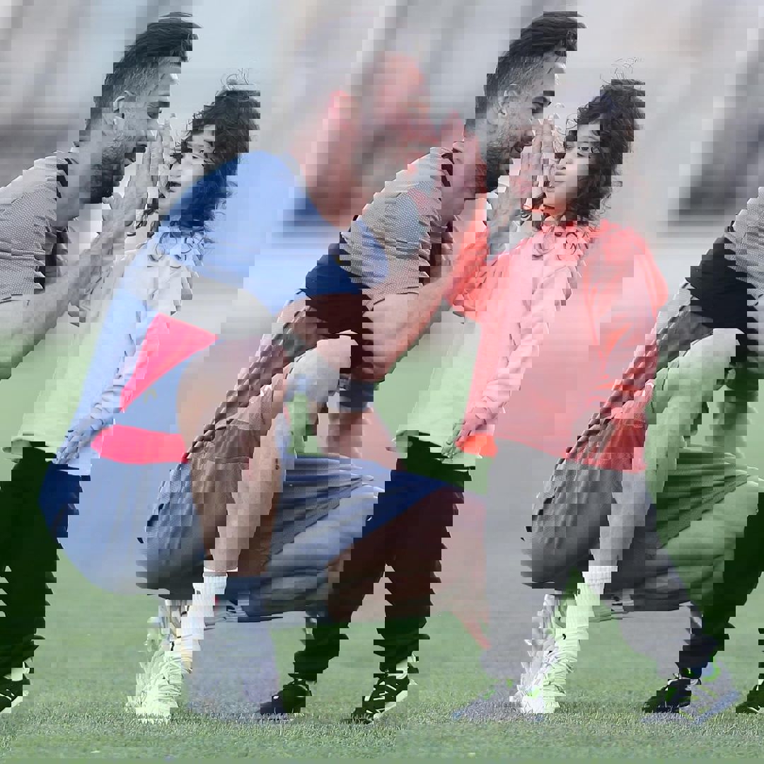 2011185