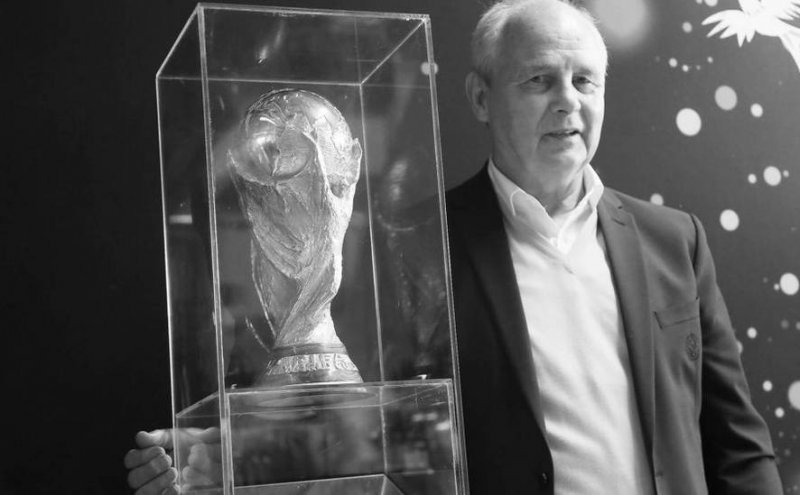 مرگ برند هولزنباین / یک قهرمان دیگر فوتبال آلمان درگذشت